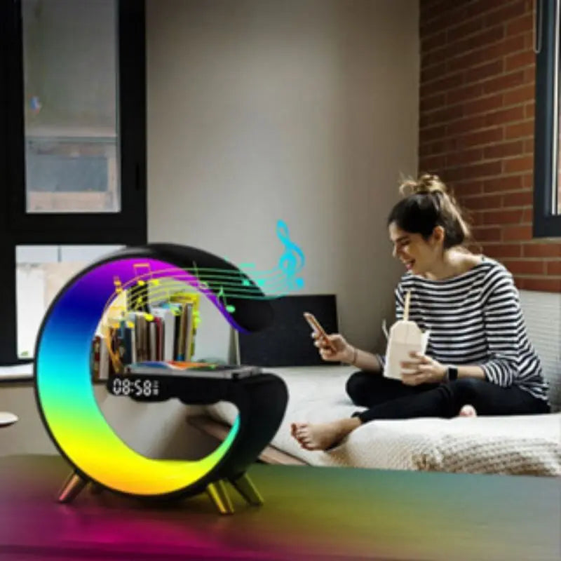 Luminária G Speaker Rgb Bluetooth Carregador Indução Relógio